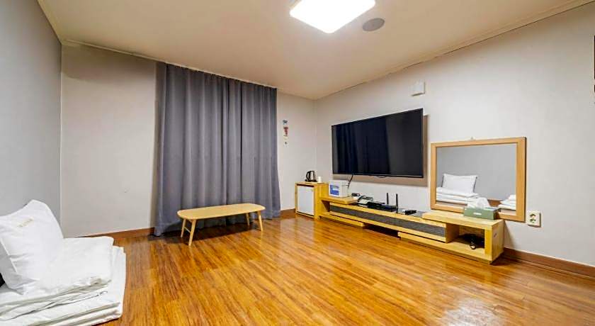 Donghae Gloria Hotel