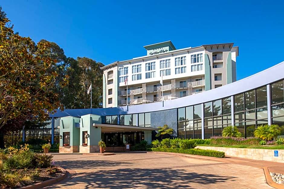 Crowne Plaza Cabana Hotel By IHG