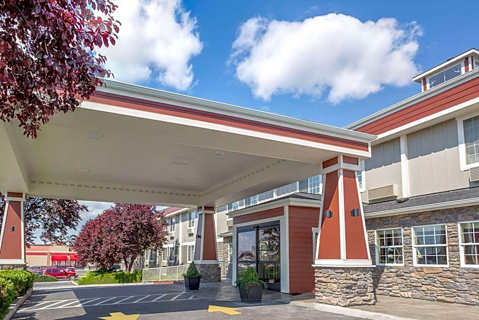 Ramada by Wyndham Moses Lake