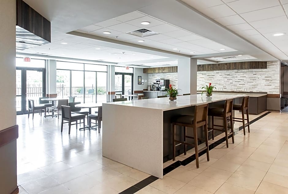 Wingate by Wyndham Round Rock Hotel & Conference Center