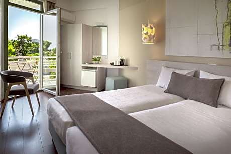 Superior Family Room