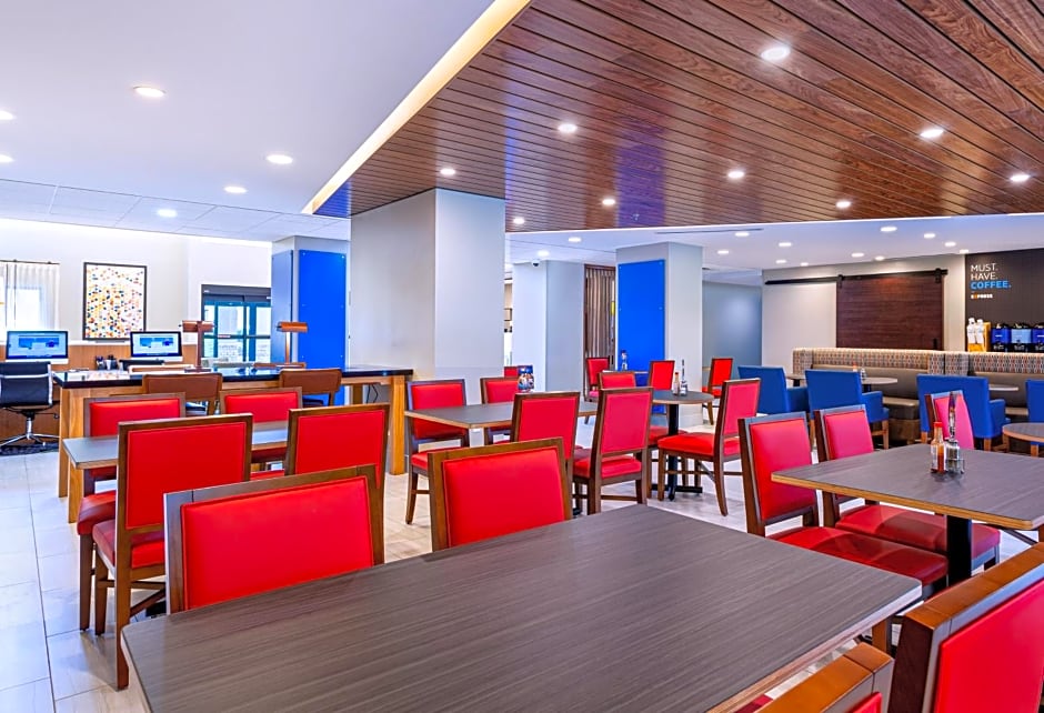 Holiday Inn Express Tampa-Brandon By IHG