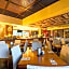 Vouk Hotel & Suites