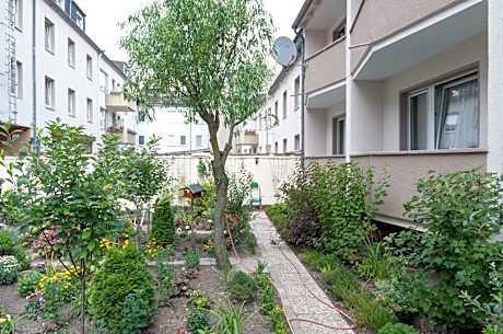 Single Room with Shared Bathroom