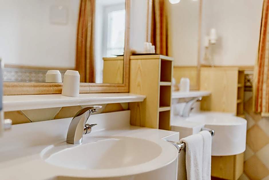 Landhotel Gschirnwirt