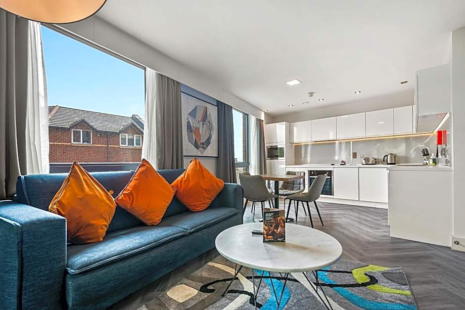 Roomzzz London Stratford