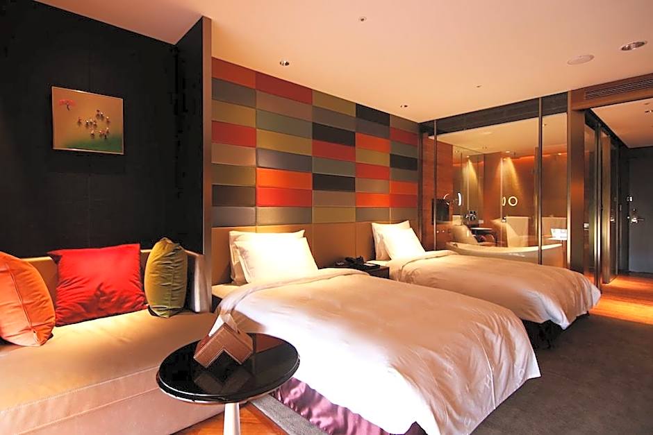 H2O HOTEL