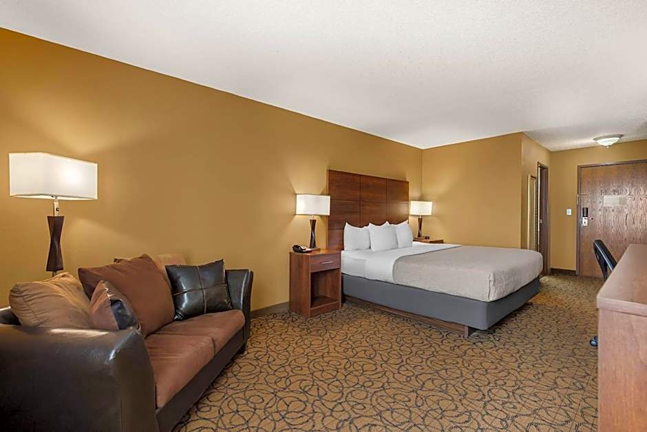 Quality Inn & Suites Manistique