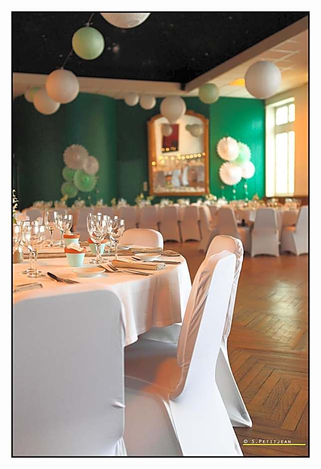 Hôtel De France - Restaurant L'insolite