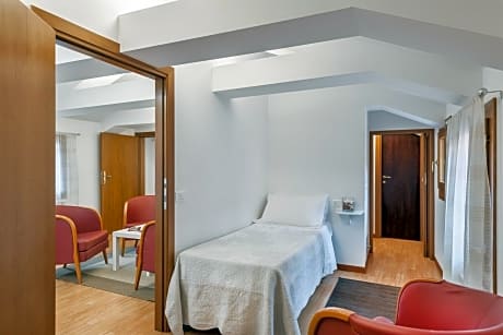 Two-Bedroom Apartment - Annex