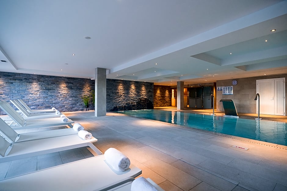 Petit Sagitario ( Only Adults )