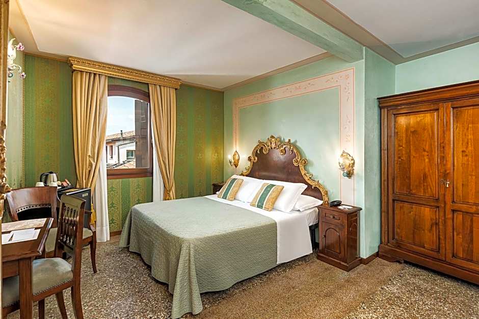 Hotel Marconi
