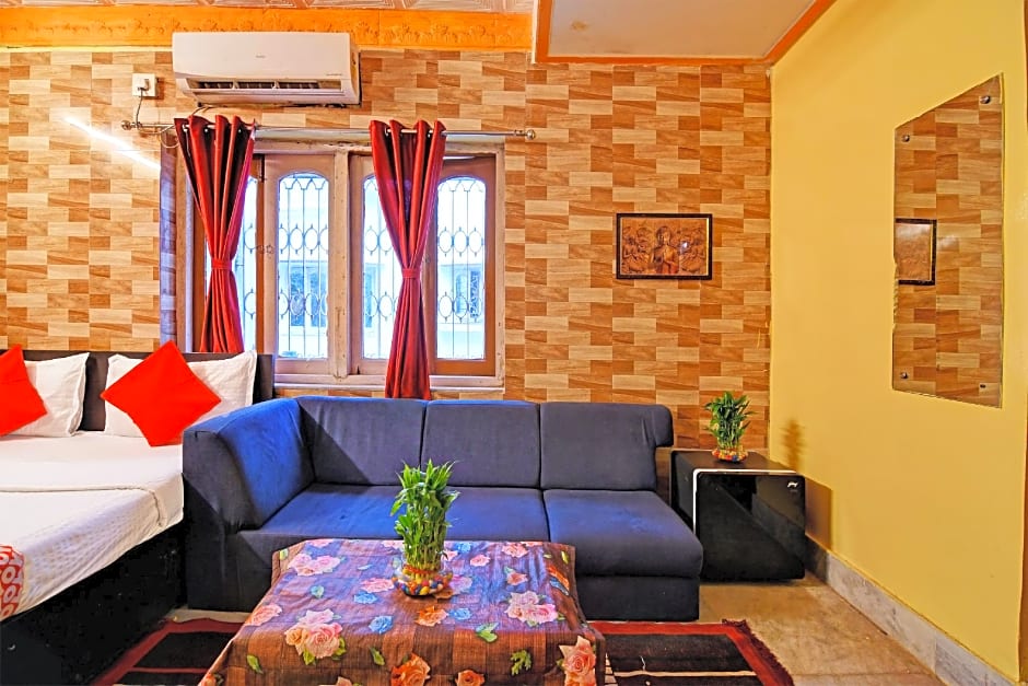 OYO Flagship Delight Hotel & Homes