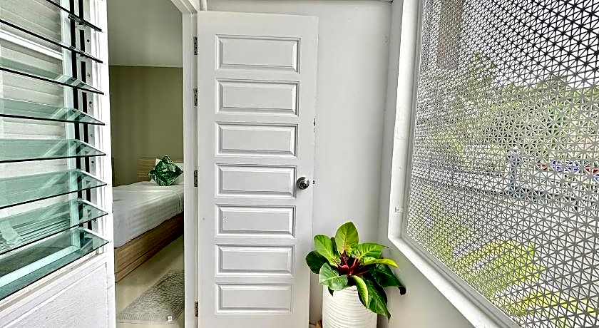 THE NINE PLACE Chaeng Sanit