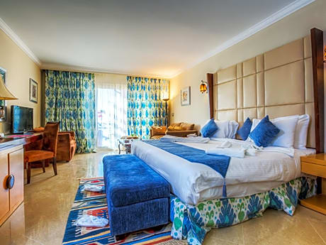 Standard Twin Room with Sea View - Egyptians And Residents Only 