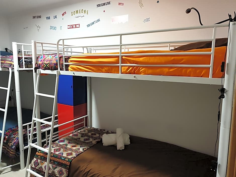 Lisbon Hostel Terminal 4