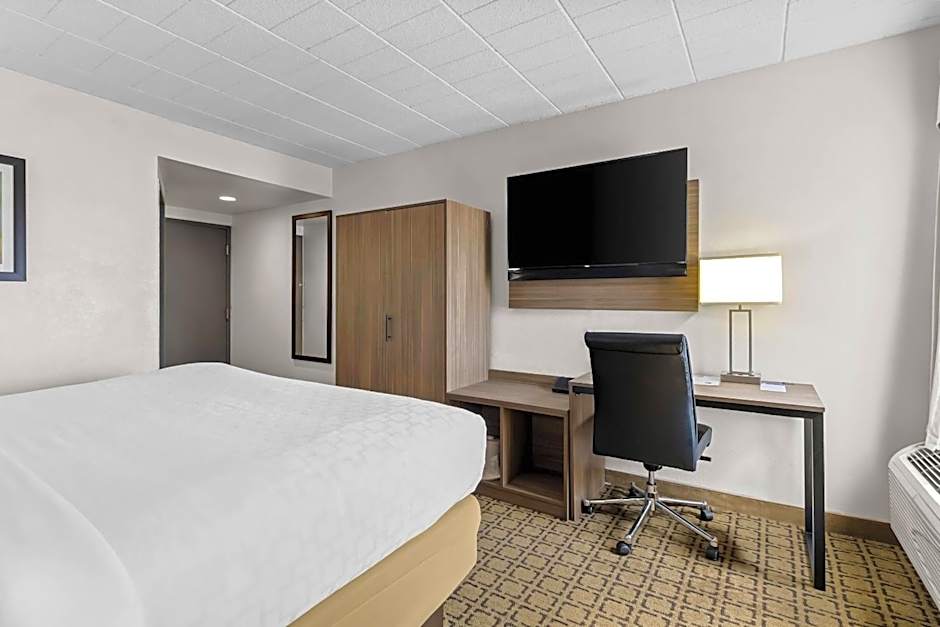 Clarion Inn Cranberry Township