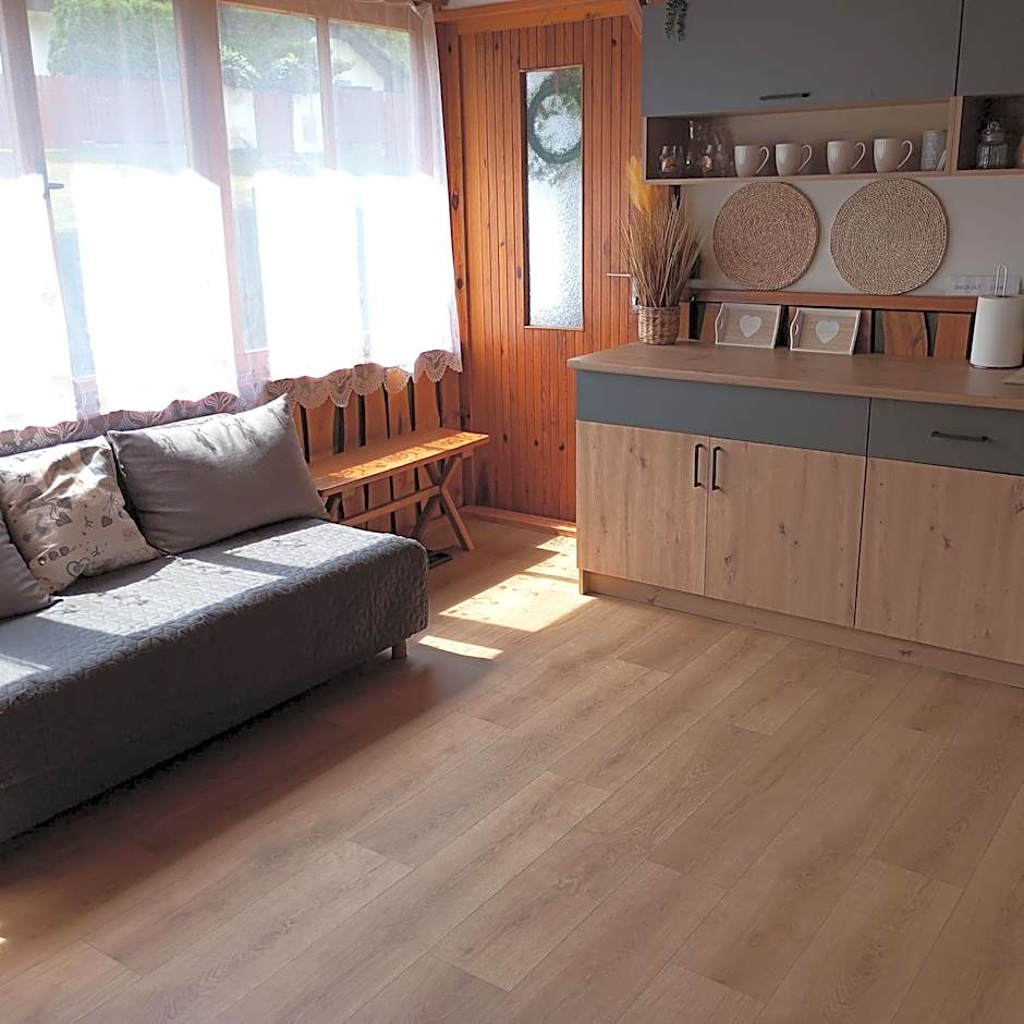 Chata u tří borovic