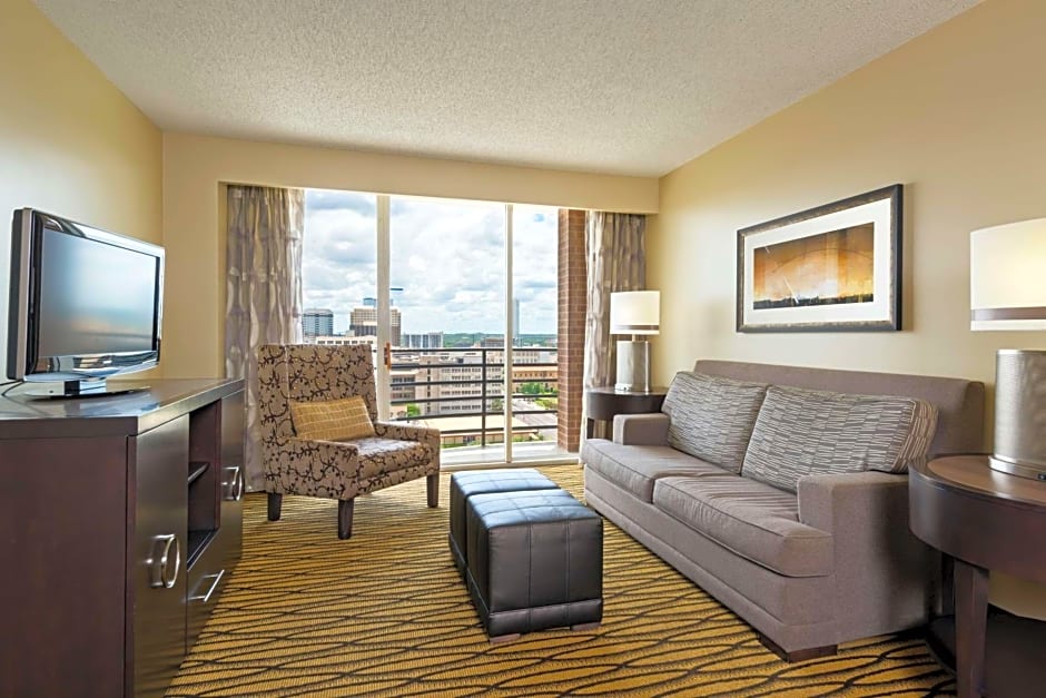 DoubleTree Suites By Hilton Hotel Austin