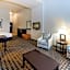 La Quinta Inn & Suites by Wyndham Mt. Pleasant