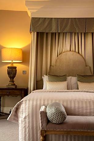Manor House Hotel