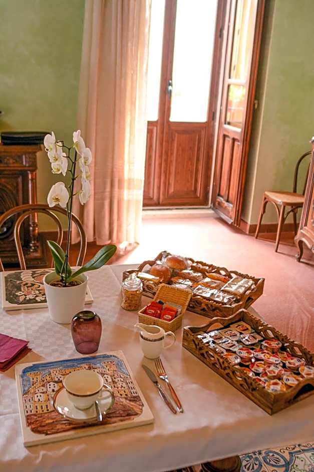 Palazzo Candida B&B