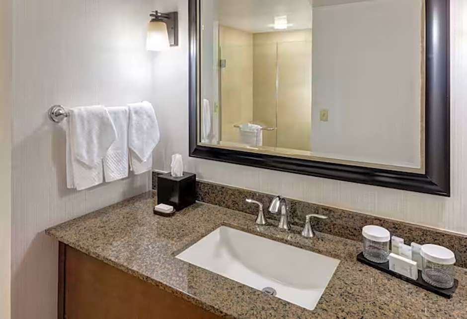 Embassy Suites By Hilton Anchorage