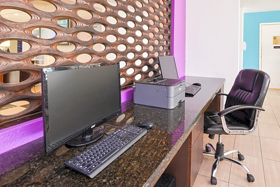 Holiday Inn Express & Suites Florida City-Gateway To Keys by IHG