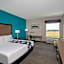 La Quinta Inn & Suites by Wyndham West Memphis