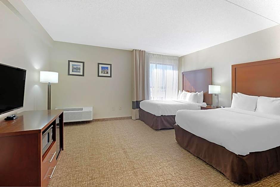 Comfort Inn & Suites Wichita Northeast