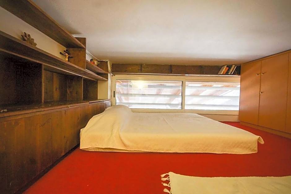 Violeta's Seaview Apartment in Rhodes