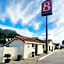 Soledad Motel 8