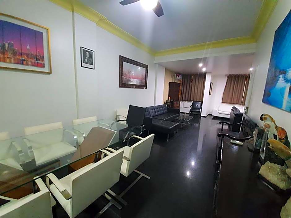 The best Copacabana Luxury Design 3 Bedroom room 3 bathroom 85 inch cinema tv top location