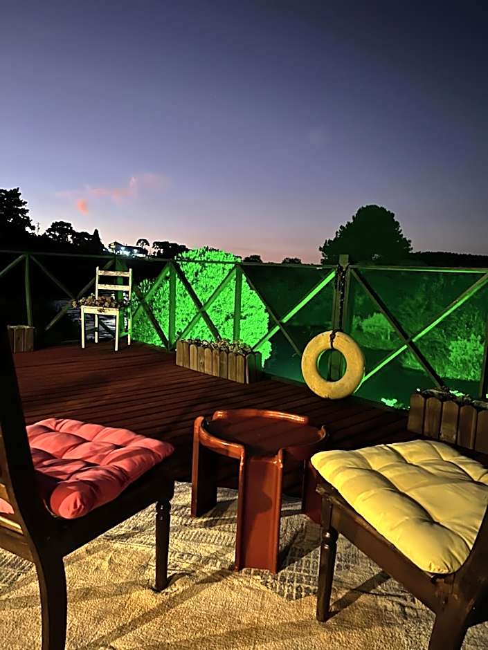 Casa no Campo, aconchego com lareira e banheira em quase todas Cabanas!