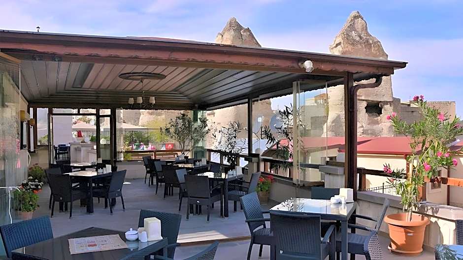 Stone House Cave Hotel