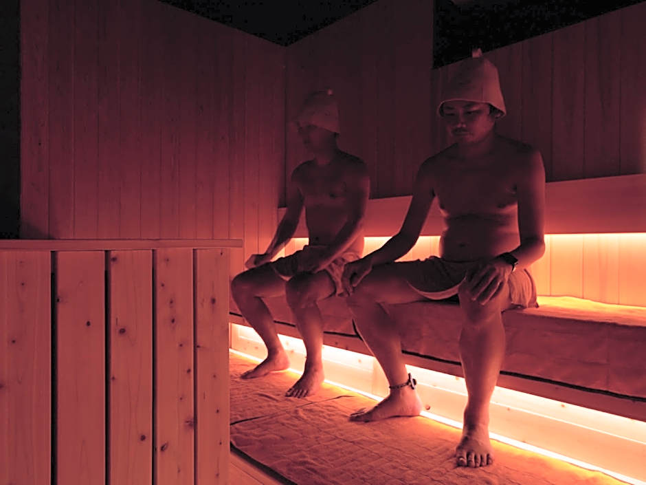 Rembrandt Cabin and Spa Shimbashi - Men Only