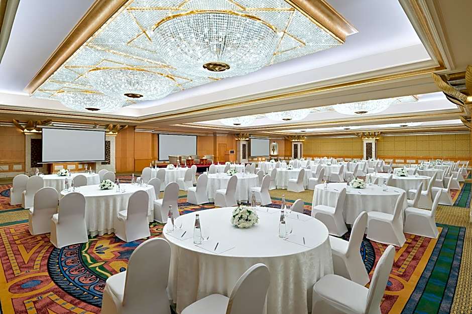 Grand Hyatt Muscat Hotel