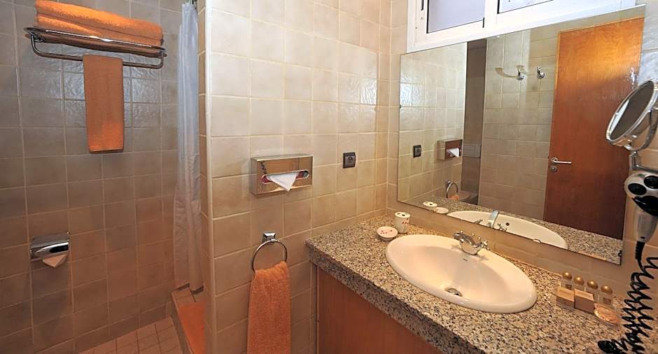 Casablanca Suites & Spa