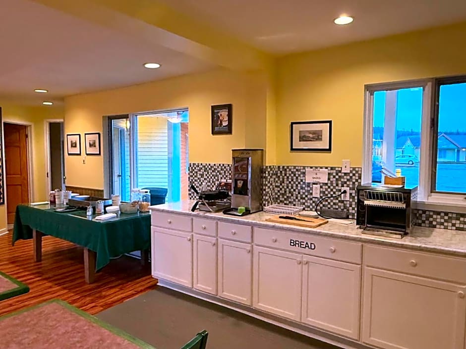 Annapolis Royal Inn & Suites
