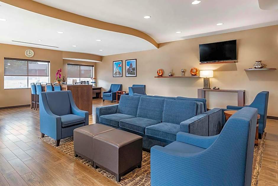 Comfort Suites Airport Flowood