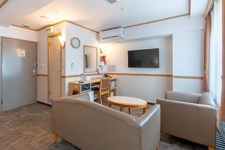 Standard Twin Room - Non-Smoking