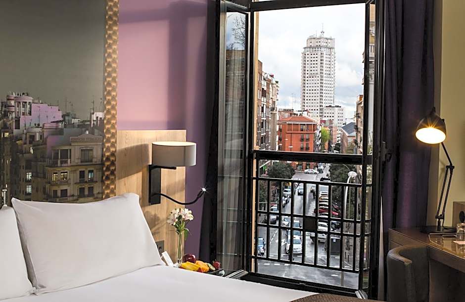 Leonardo Hotel Madrid City Center