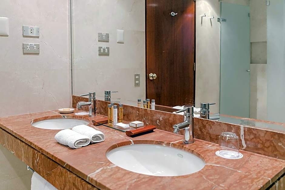 Costa del Sol Trujillo Centro