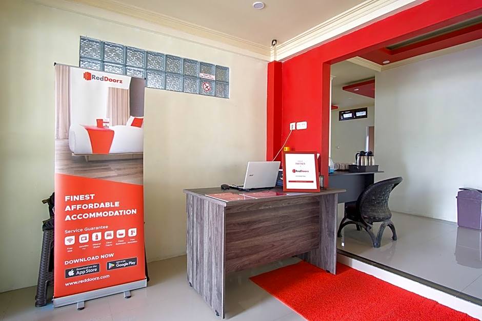 RedDoorz near Taman Kota Ternate