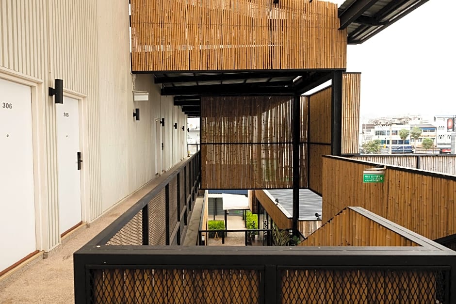 Pakchong Center Poshtel
