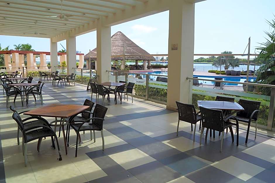 Holiday Inn Tuxpan - Convention Center By IHG