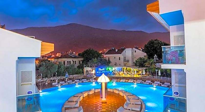 Ocean Blue High Class Hotel