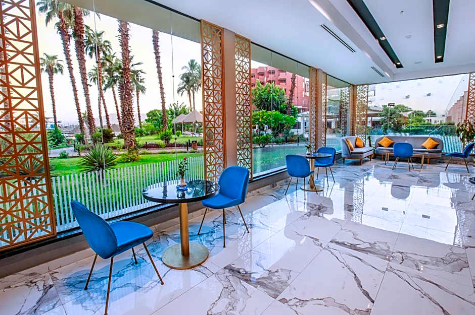 Pyramisa Luxor Hotel and Suites