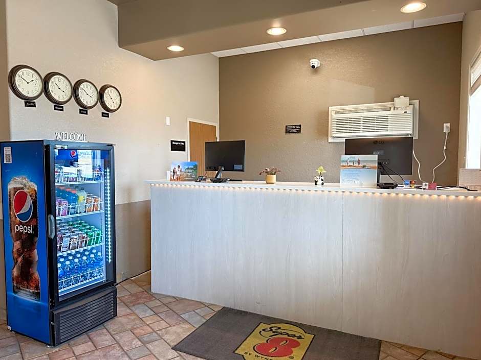 Super 8 by Wyndham Medicine Hat AB