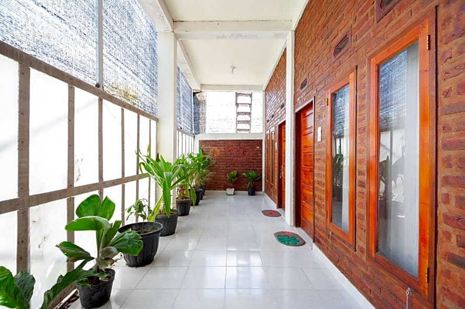 Reddoorz Syariah near tirtasari sonsang dan banto royo